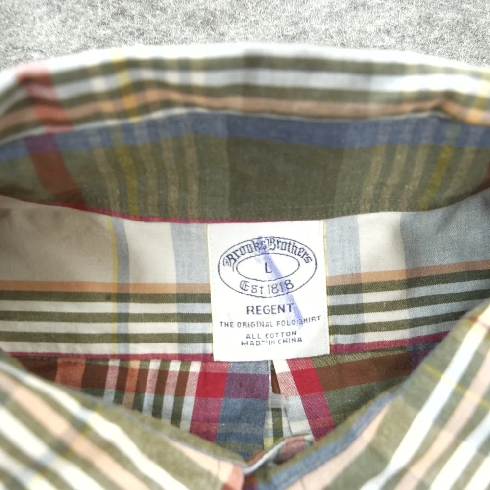 Brooks Brothers gently pre